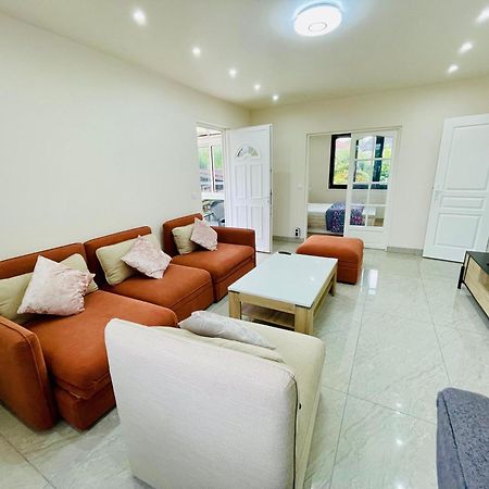 Stylish, Calm And Green Home Stay Saint-Fargeau-Ponthierry Exteriör bild
