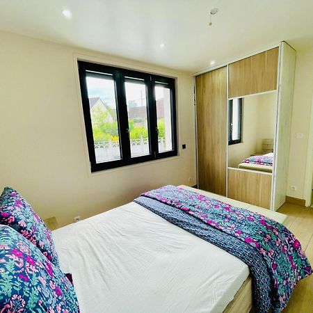 Stylish, Calm And Green Home Stay Saint-Fargeau-Ponthierry Exteriör bild