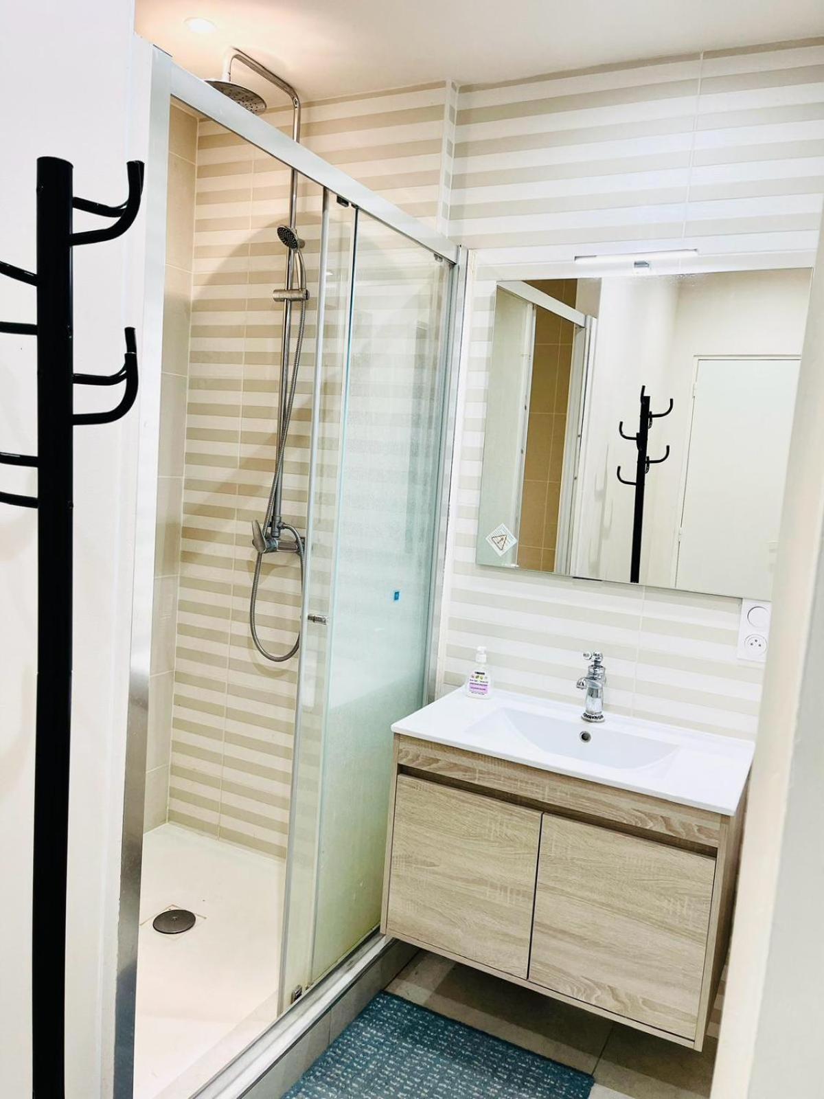 Stylish, Calm And Green Home Stay Saint-Fargeau-Ponthierry Exteriör bild